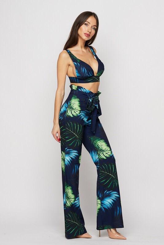 FLUTTER FLORAL PANT SET - TRESLUSH
