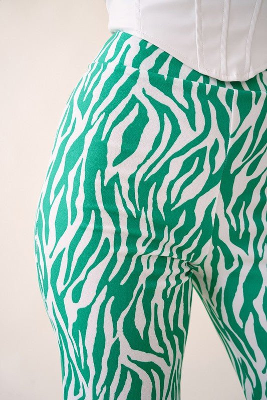 ZEBRA HIGH WAISTED PANT- Kelly White - TRESLUSH